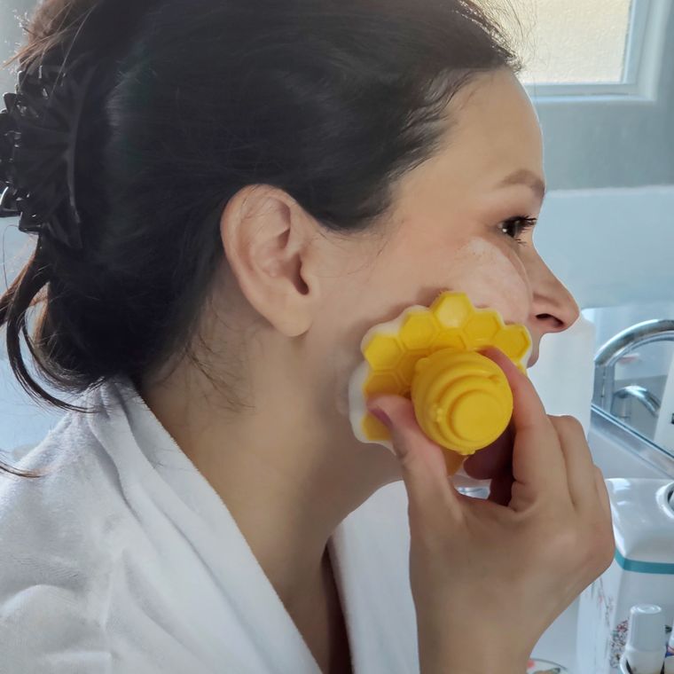 Original ScrubBEE Multipurpose Silicone Scrubber