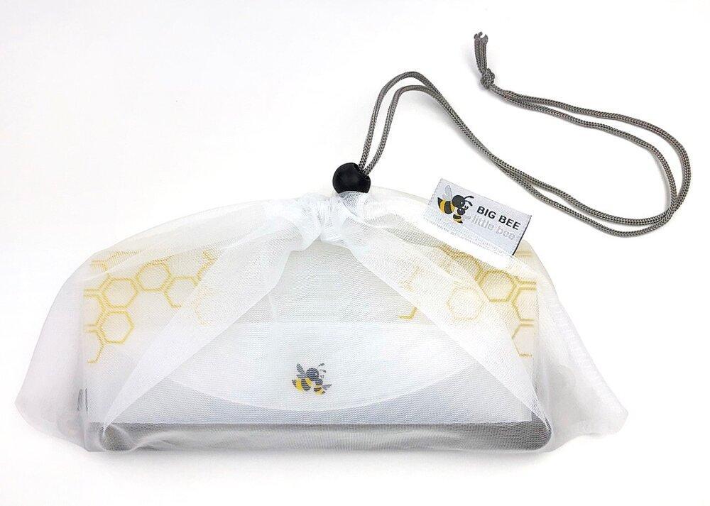 Big Bee Little Bee  - Reusable Silicone Food Storage Bags: Quart Size (2-Pack Set)