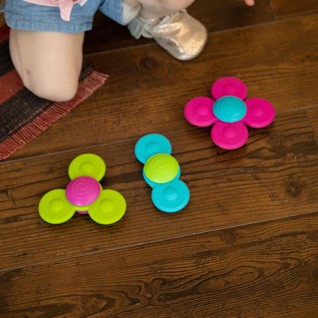 Fat Brain Toys - Whirly Squigz